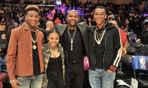 floyd mayweather brothers and sisters.